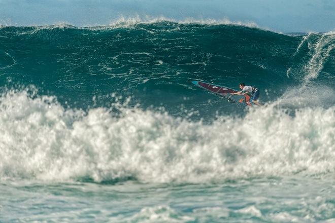 Russ Faurot thriving on his S2 Maui in some big Ho'okipa waves earlier in the contest - 2015 NoveNove Maui Aloha Classic © American Windsurfing Tour / Sicrowther